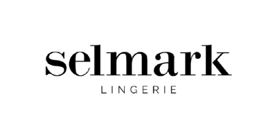 Logotipo de la marca Selmark Lingerie, conocida por su lencería de calidad y bikinis ideales para disfrutar en Torremolinos.